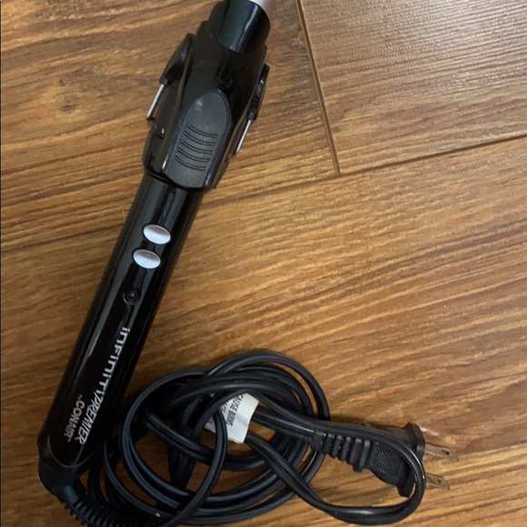 Hair Curler - Picture 2 of 3